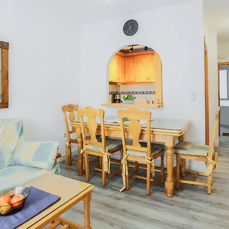 2 Bedroom Cozy In Апартаменты *