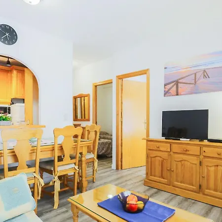Apartamento 2 Bedroom Cozy In