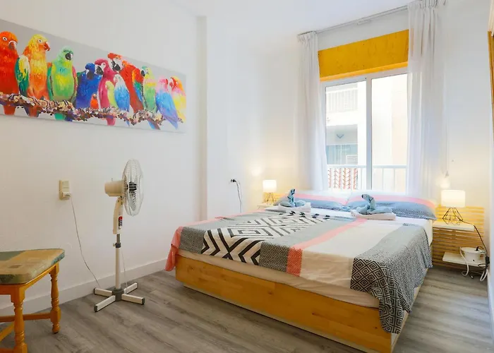 2 Bedroom Cozy In Apartamento Torrevieja