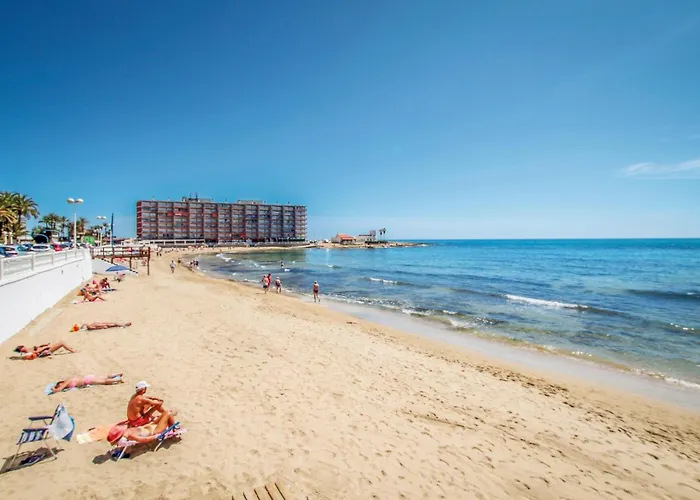 2 Bedroom Cozy In Apartment Torrevieja